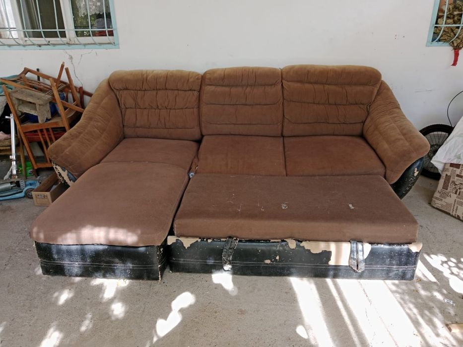 Диван раскладной.