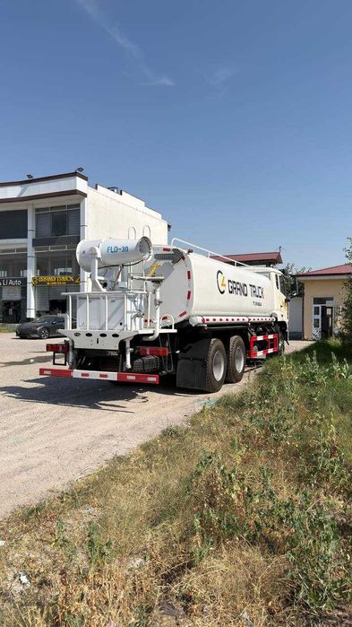 Водовоз vodovoz Howo 18куб VODOVOZ 18kub 2026 Кредит бор