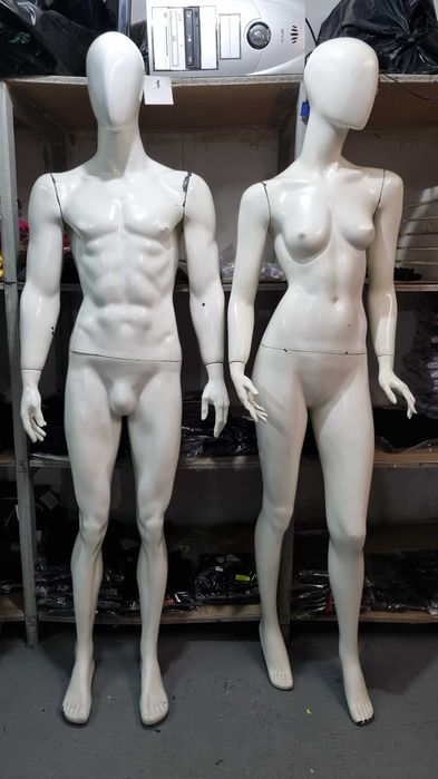 Манекени дамски и мъжки