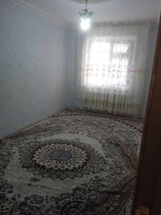 Sharoiti zoʻr issiq suv sovuq suv gaz bor