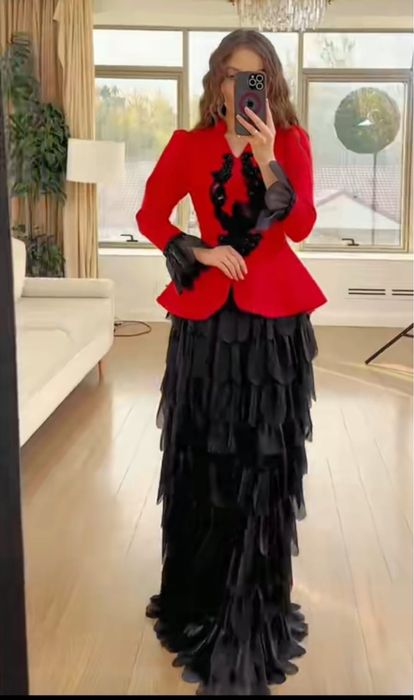 Платье вечернее