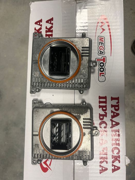 Фарове за Порше Тайкан и Баласти