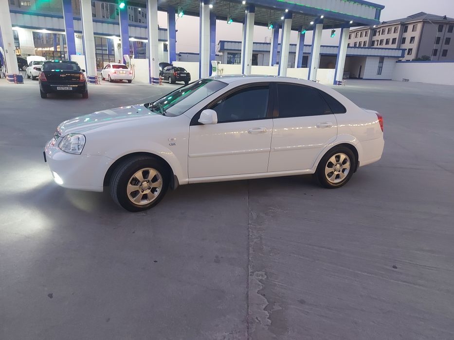 Shevralet Lasseti 1.8