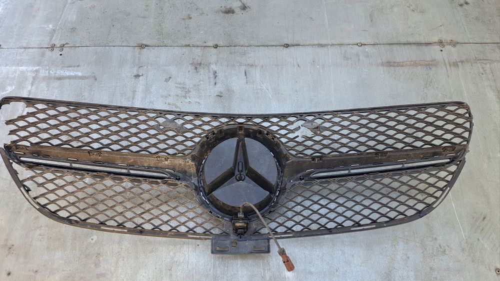 Оригинална Решетка AMG Mercedes GLC W253 X253 Черна Мерцедес