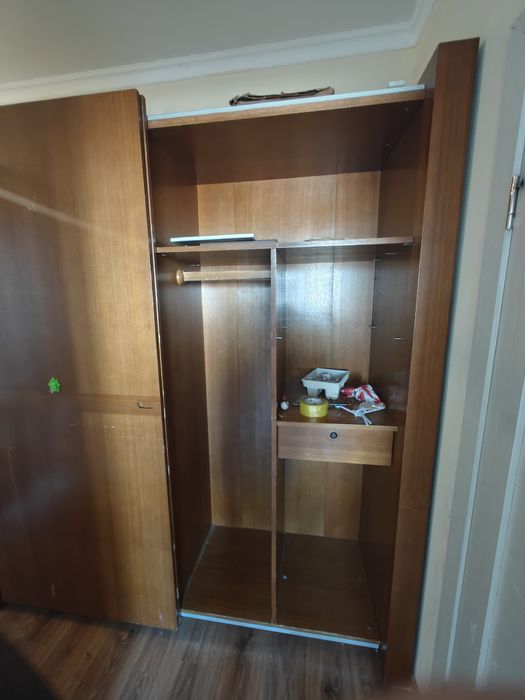 Шкаф для одежды вещей