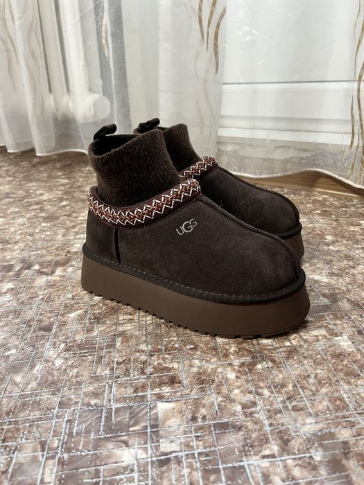 Продам теплые УГГИ