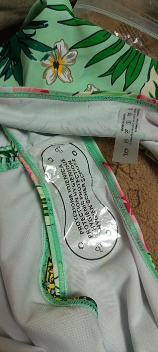 Продам новый женский купальник.