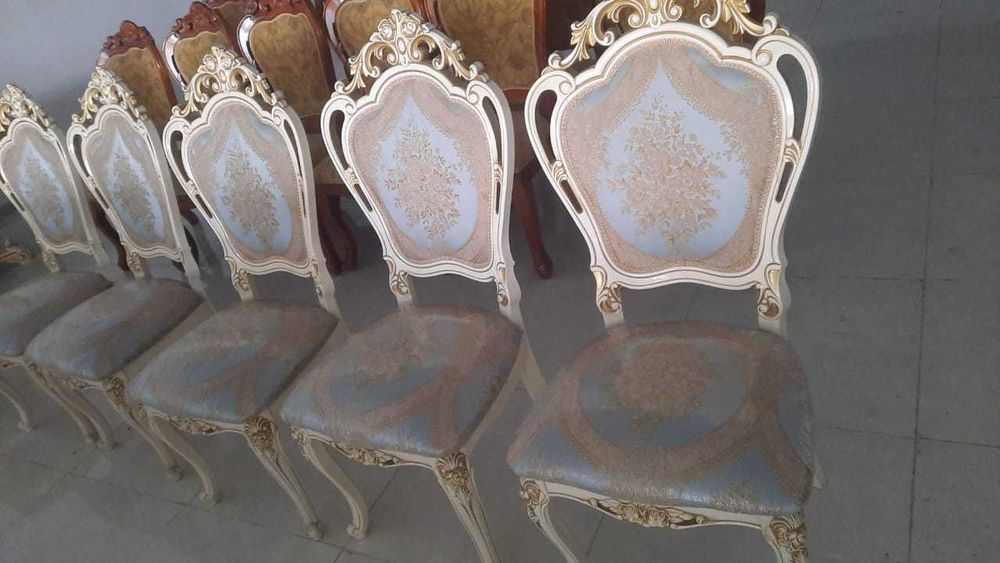 Стулья для гостиной