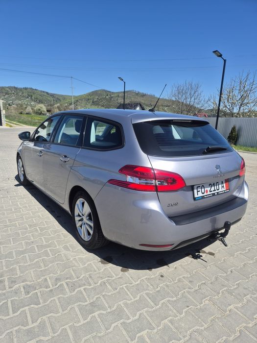 Peugeot 308 model 2015 mot 1.6 HDI 120 cp Euro 6
