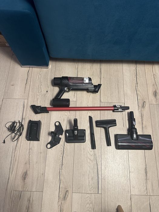 Aspirator fara fir cu led Rowenta XPert 7.60- garantie noiembrie 2026