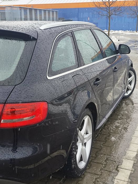 Audi A4 B8 Avant 2009 – 2.0 TDI 143 CP – Automată – S-Line