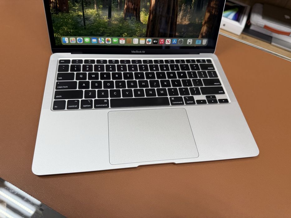 MacBook Air 2020 Y 512 GB