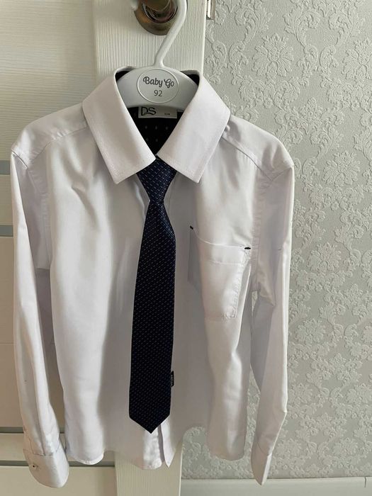 Продам школьную форму 122 см