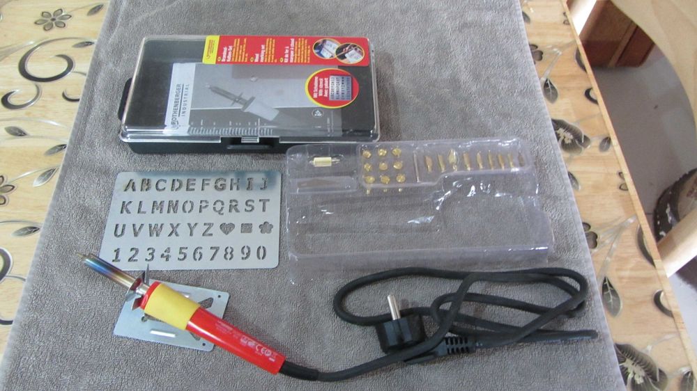 Set aparat pirogravat si lipit cu fludor in cutie Germany