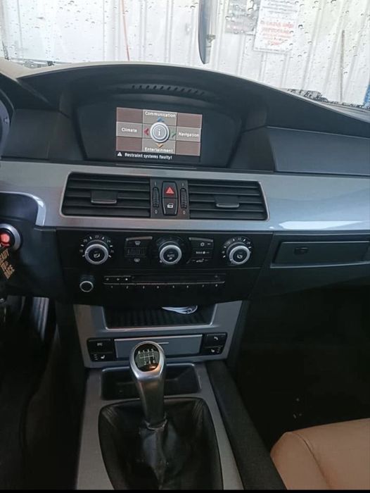 vand BMW seria 5; caut sa fac schimb cu o masina de 16 ani rapid ‼️‼️