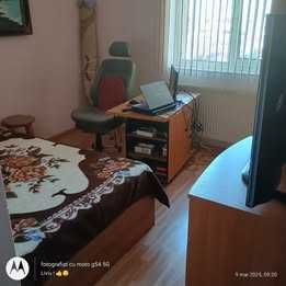 Vând: Apartament 2 cam.în Rovinari