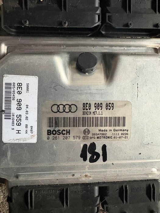 Компютър еку ecu електронен блок двигател Audi A4 B6 3.0i 220кс ASN