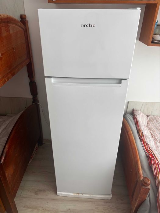 Frigider ARCTIC nou