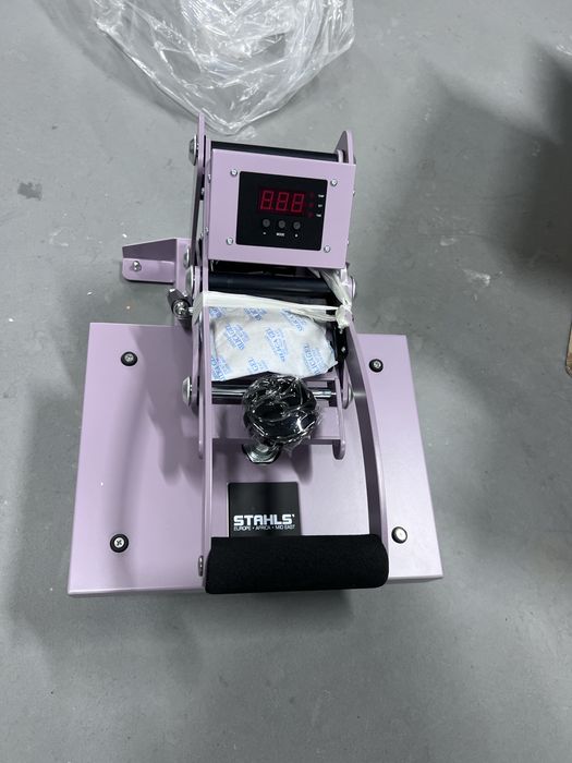 Vand presa termica  A4 noua sigilata.