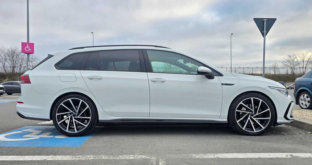 VW Golf 8R Break 2021 cutie hidramata impecabil