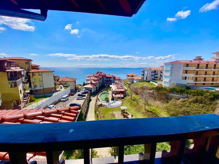 Обзаведен двустаен апартамент с гледка море в комплекс „ Етъра 2 “