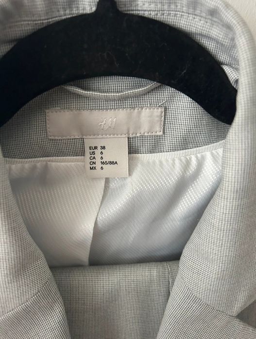 Costum mărime s culoare gri
