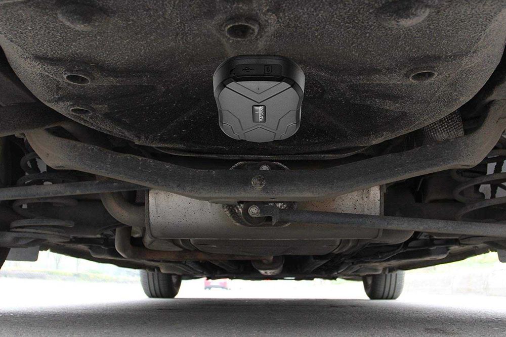 GPS Tracker Auto/Moto cu magnet - Localizare/urmarire GPS/Microfon