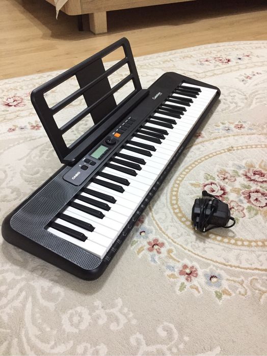 Синтезатор Casio