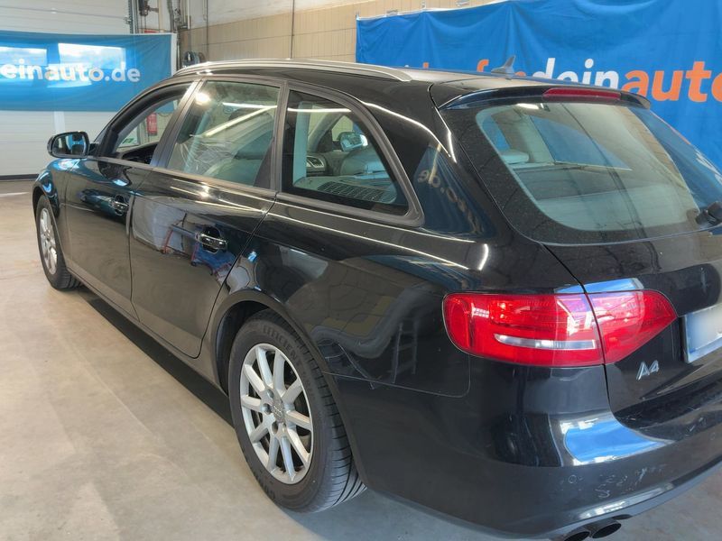 Audi A4 2.0 TDI Attraction 2013