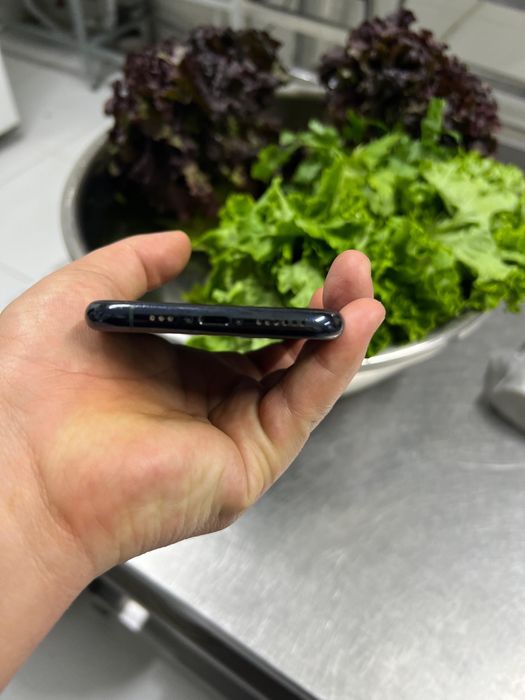 Продается Iphone 11 pro