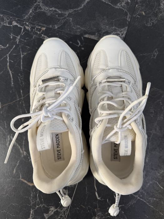 Steve Madden Spectator