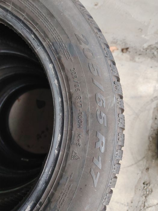 Anvelope 205x65x17 , 2024 Pirelli impecabile