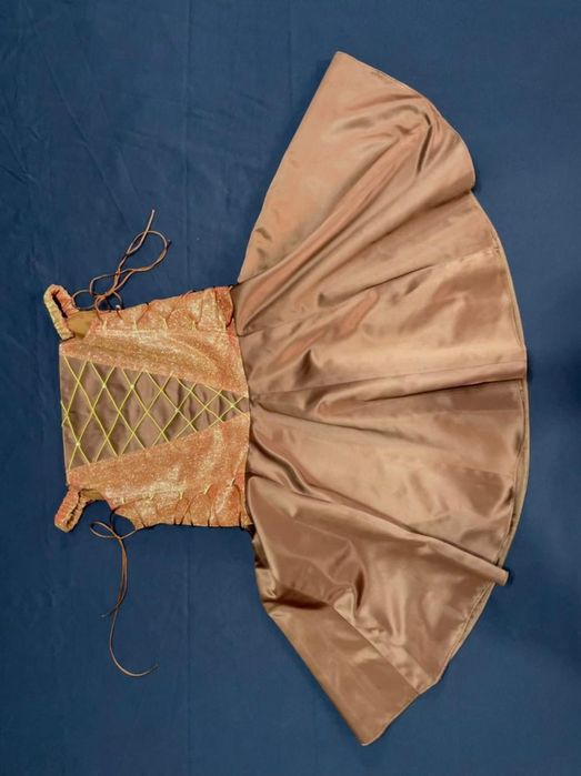 Шикарное платье для девочки,