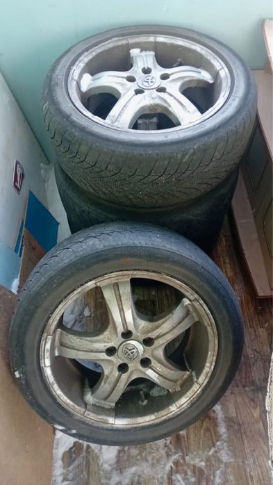 Продам диски с резиной R16