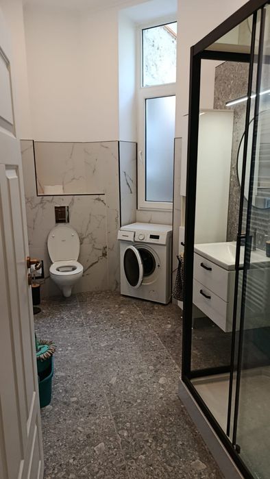 Inchiriez casă 3 camere  ultracentral (Mociulschi)