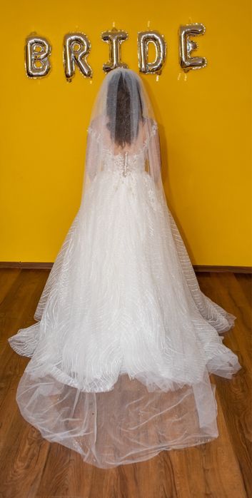 Rochie de mireasa superba