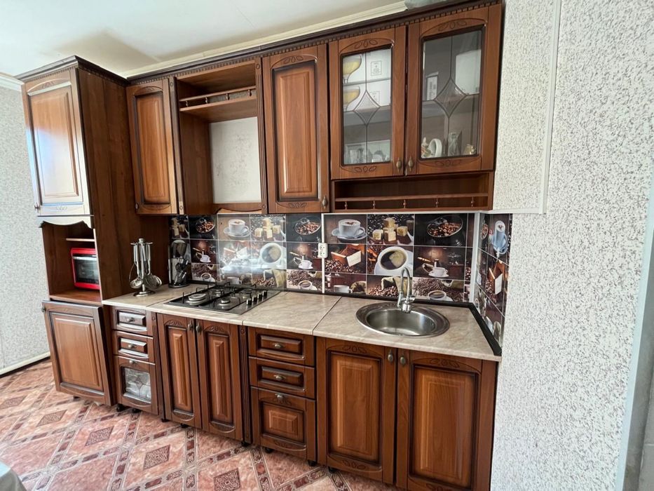 Продам кухный гарнитура