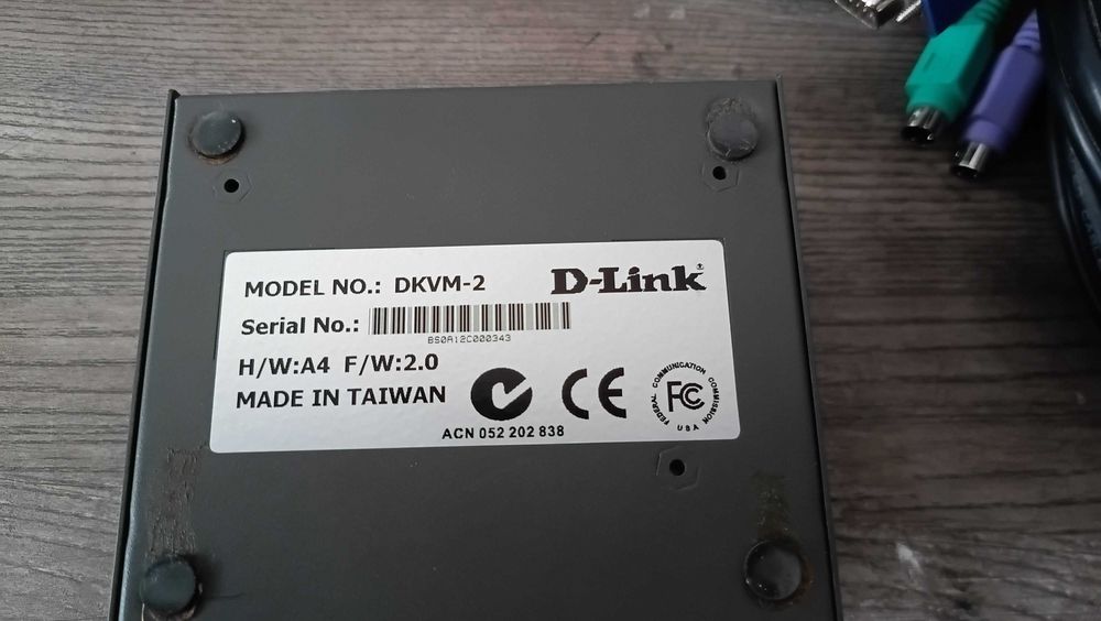 Аналогов DLink KVM Switch-превключвател за 2 PC