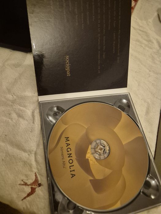 Album Nimeni Altu' - Magnolia