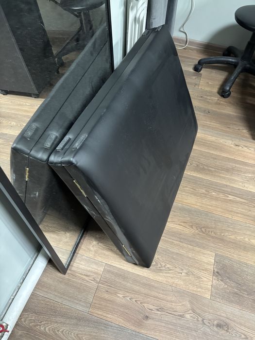 Продам кушетки чемодан складные