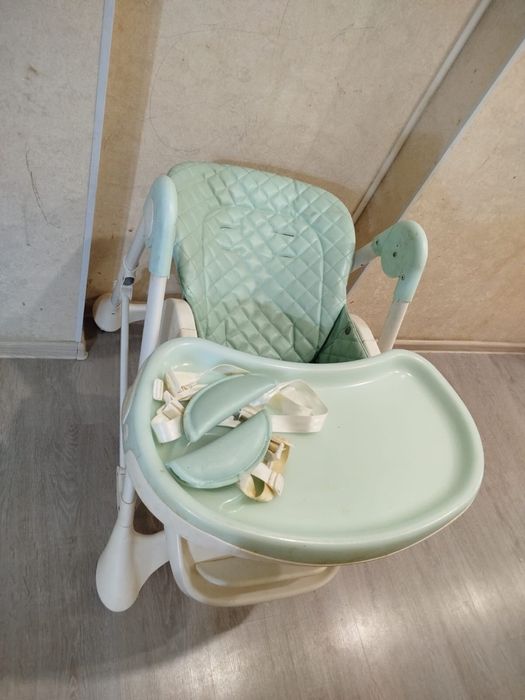 Стул для кормления