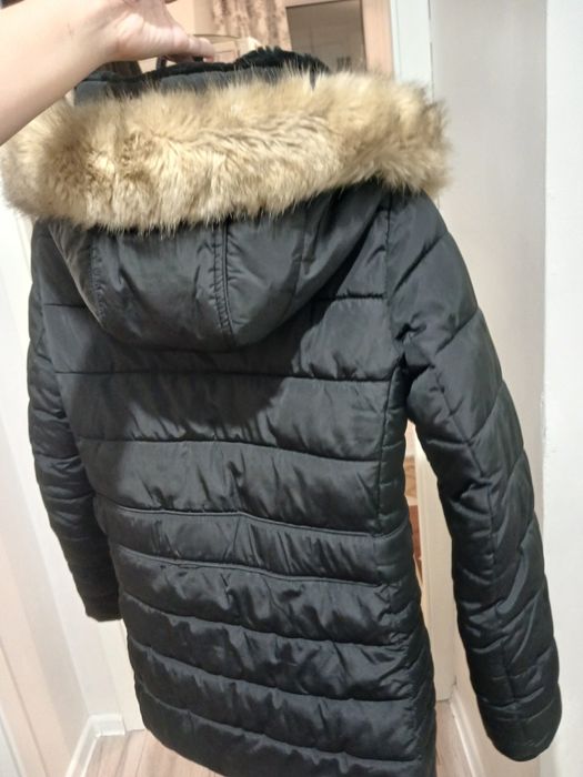 Продам куртку женскую