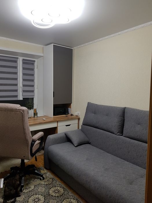 4ех комнатная в мкн. Степной-1