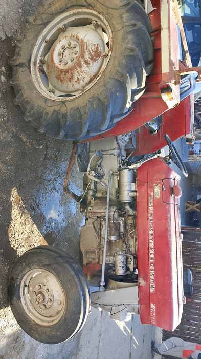 Se vinde Massey Ferguson 135