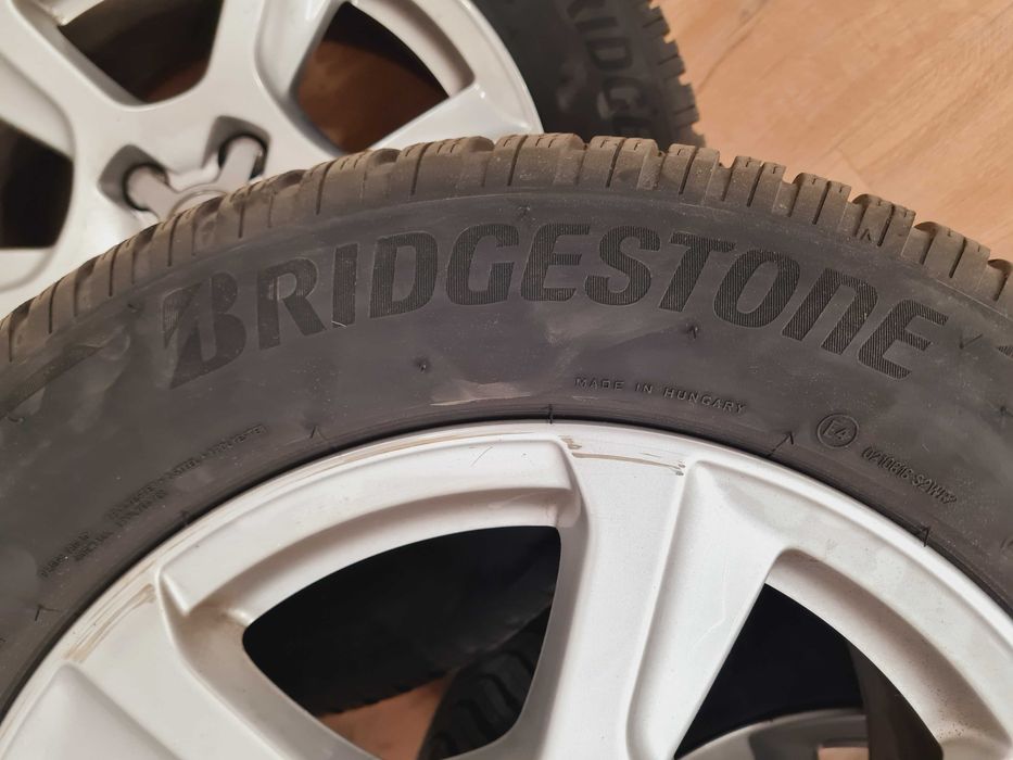 Зимни гуми + джанти Bridgestone Blizzak 225/55 R16 + джанти