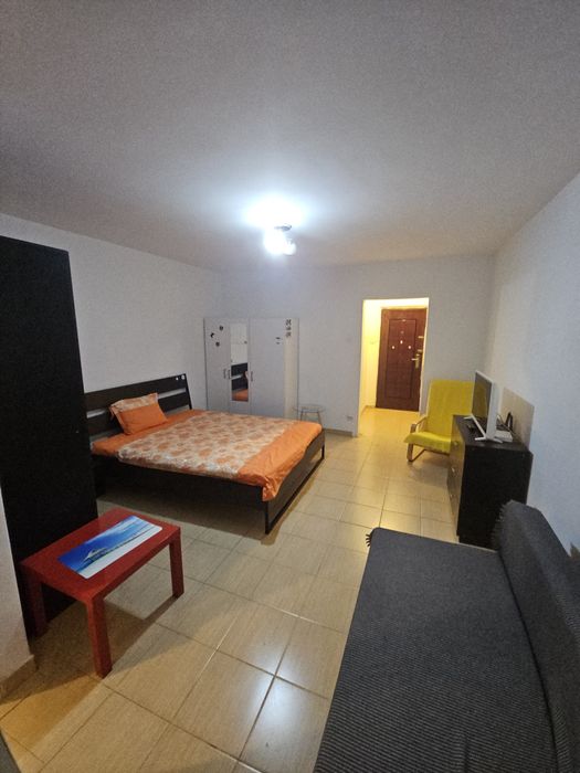 Direct proprietar- vand sau inchiriez garsoniera in Drumul Taberei zona Hanul Drumetului Sector 6