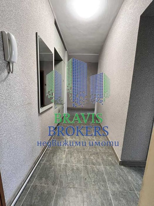 Продава се Двустаен апартамент в Варна, Лятно кино Тракия - 92 кв.м за 1946 €/кв.м - Снимка #5