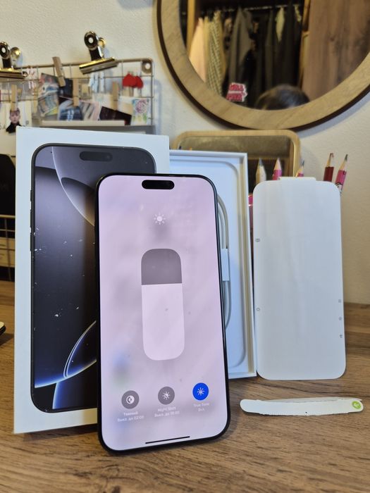 IPhone 16 pro max 256gb black E-sim