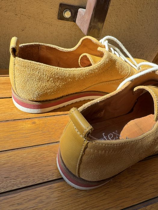 Pantofi cu siret, din piele