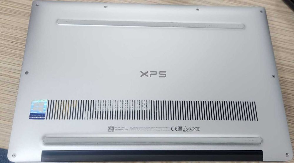 DELL XPS Touchscreen i7